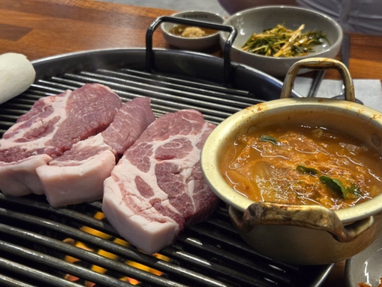 장군돼지 본점 사진 3