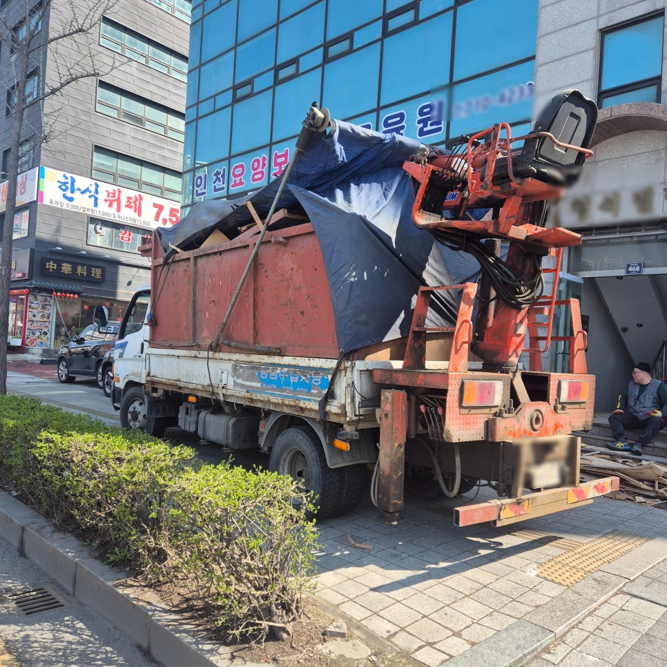인천 서구 원창동 철거 폐기물처리 상가 공장 혼합폐기물 상차 정리 황소환경 이미지 6