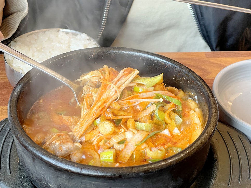 장수본가해장국 송파나루역점 사진 3