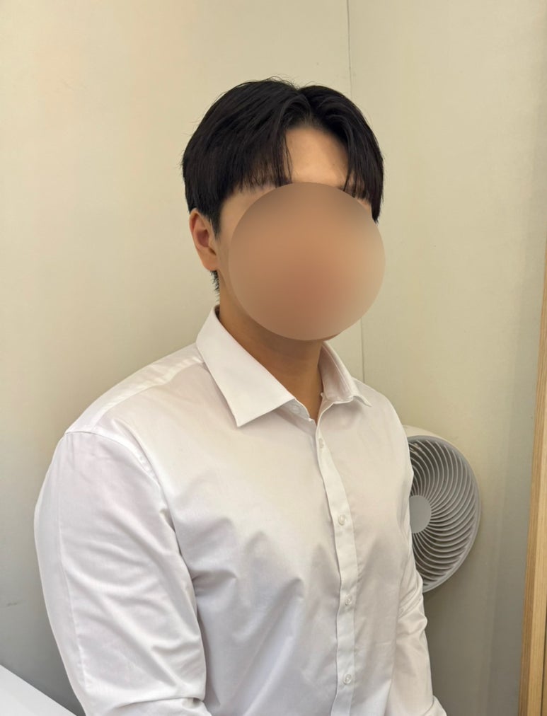 스튜디오 헤메 후 반깐머리로 끝까지 촬영한 신랑이에요