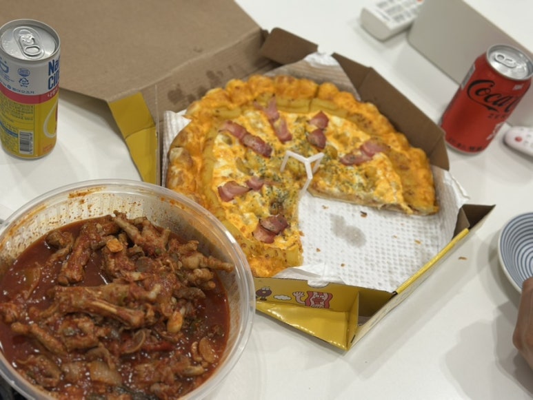 피자스쿨 한티역점 사진 6