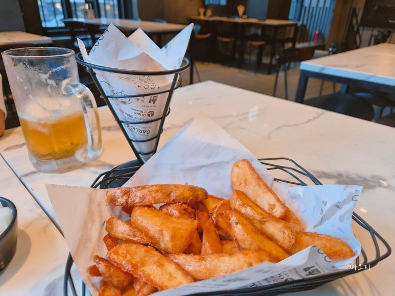 교촌치킨 선릉점 사진 8