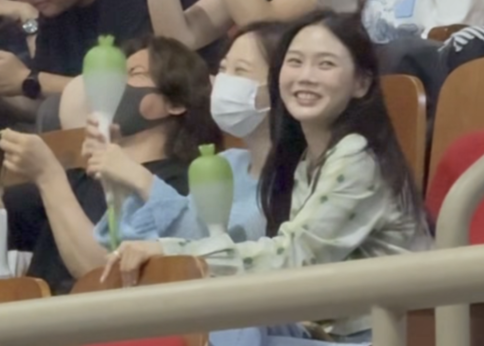 친구 아닌 사랑 이 관계가 다시 회자되는 중이다 이미지 2