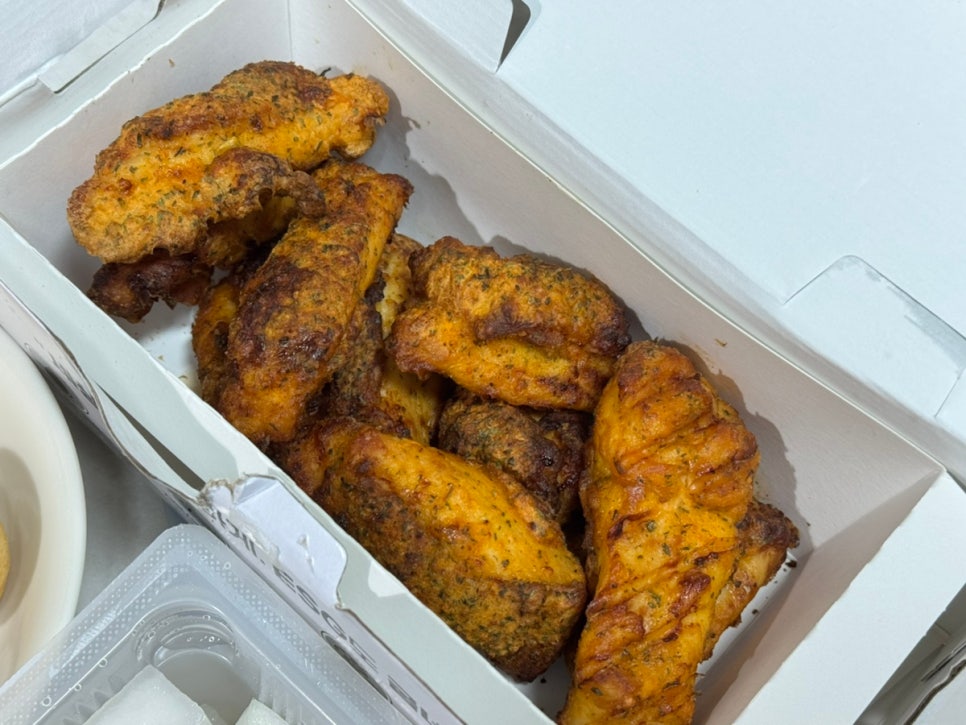 굽네치킨 철산1.2동점 대표 사진