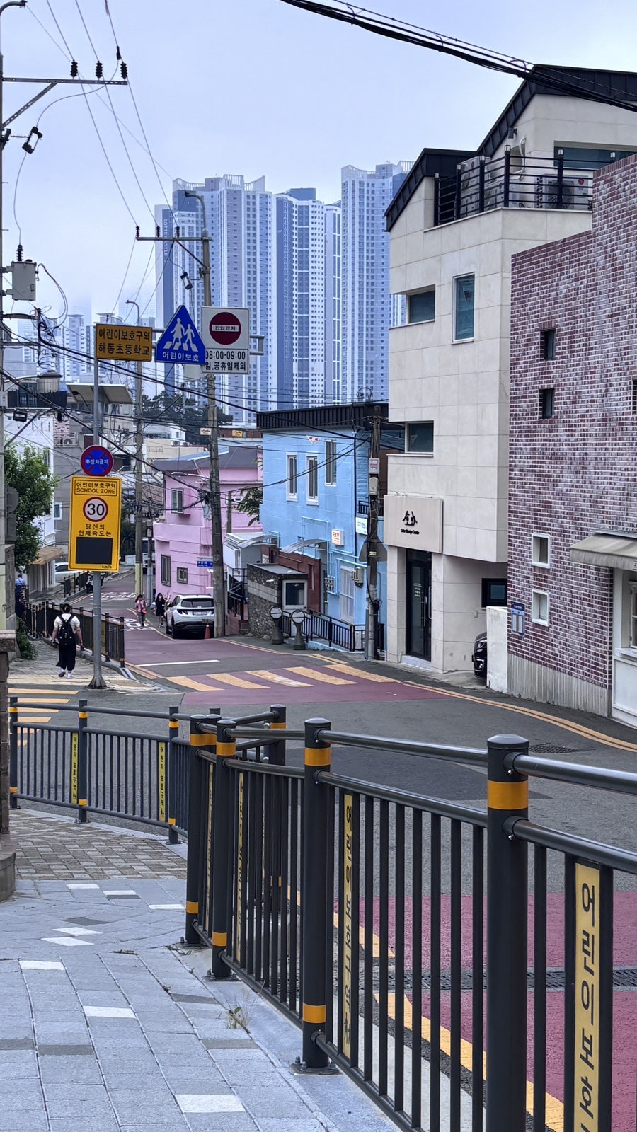 해리단길 도자기 공방, 아기 손발도장으로 특별한 추억 만들기 — 사진 1