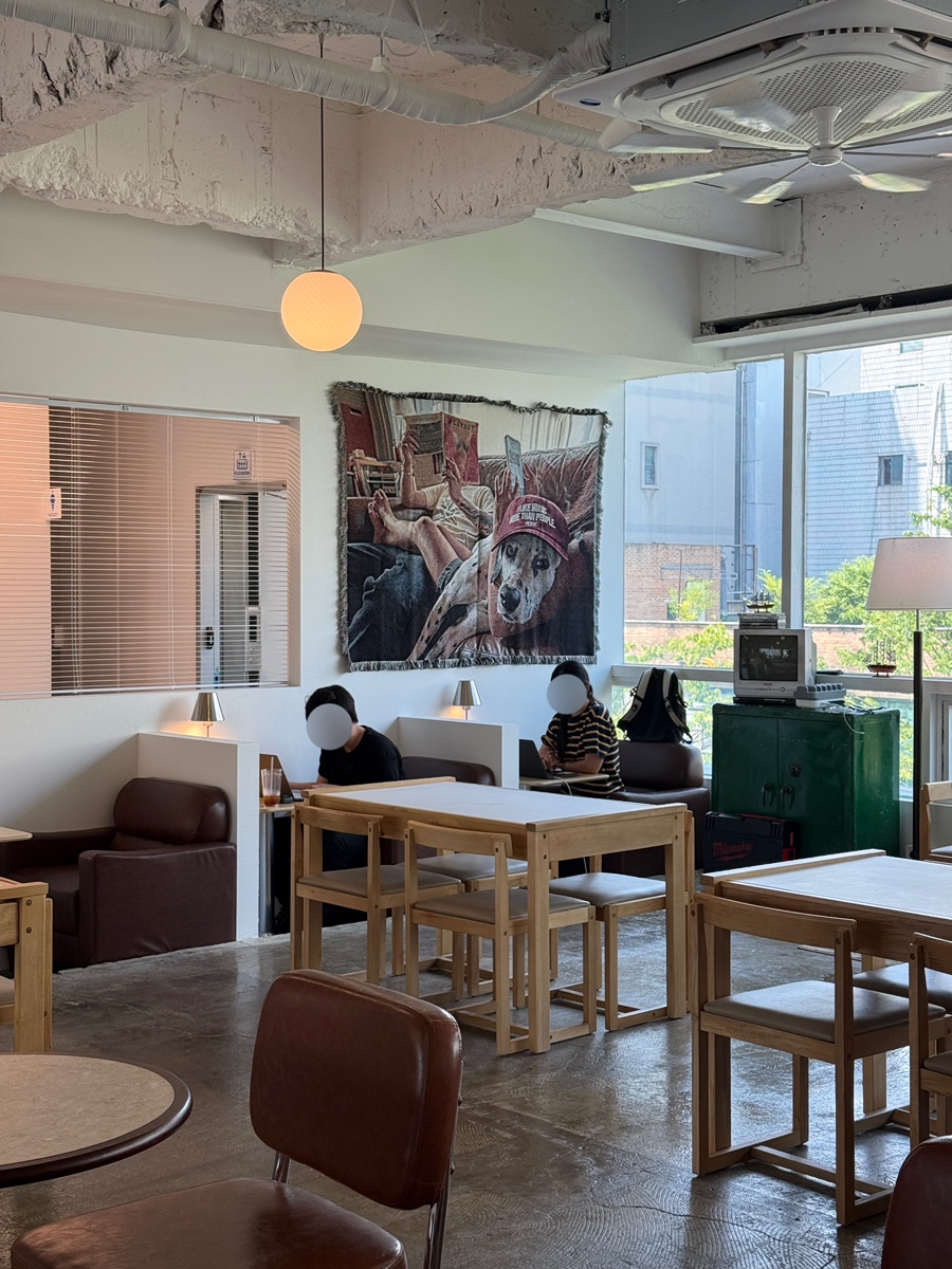 수원 애견동반 카페 홍라드 망포역점 방문 후기 — 사진 5