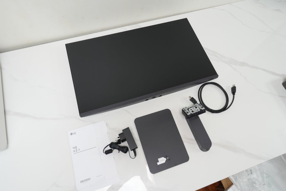27인치 가성비 게이밍모니터 LG 27G411B, 맥북프로 듀얼 모니터연결로 사용해보니 이미지 3