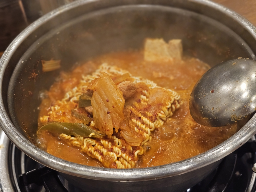 백채김치찌개 철산점 사진 4