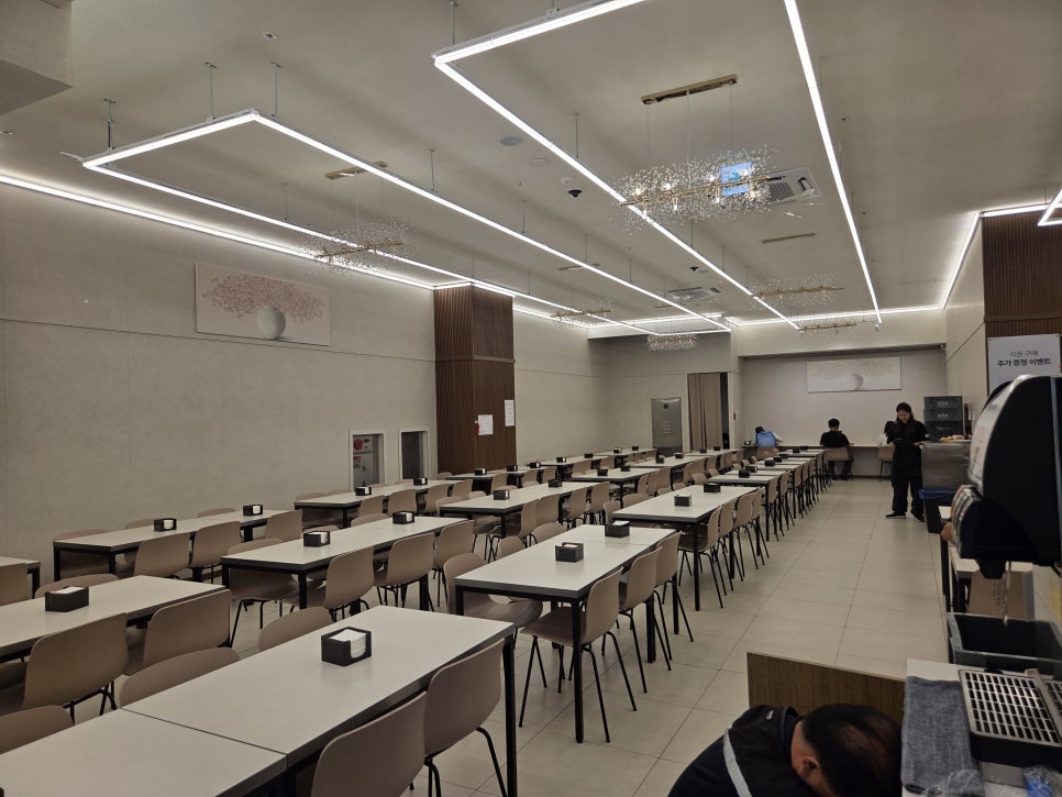 봄봄한식뷔페 구로디지털단지점 대표 사진