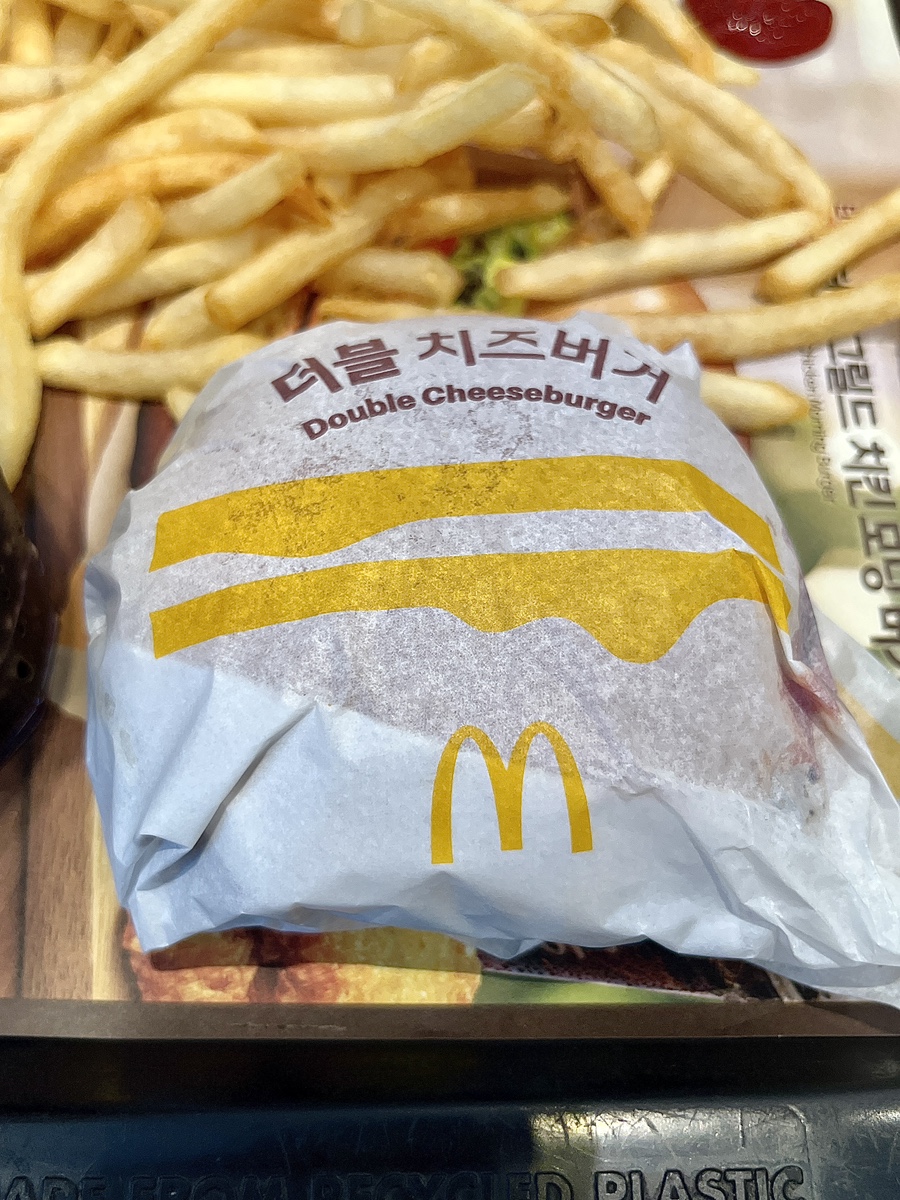 맥도날드 잠실역점 사진 3