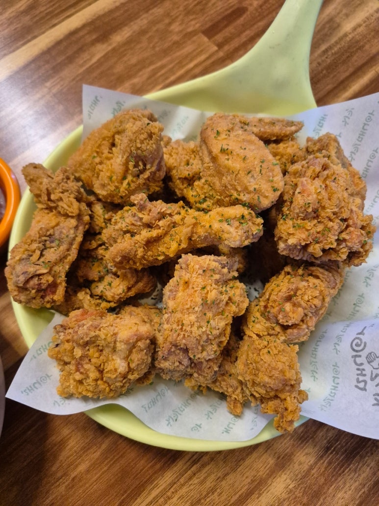 치킨매니아 신도림점 사진 7