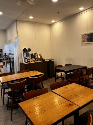 청담커피앤토스트 사진 8