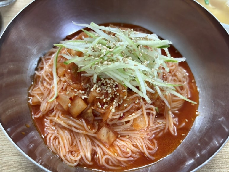 미러칼국수 대표 사진