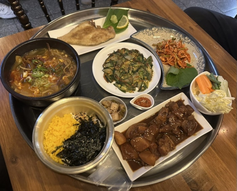 동희한식주점 사진 4