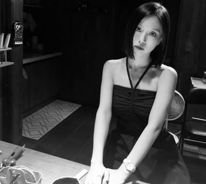오디션 1000번 떨어져도 안 울었다 웨딩플래너 하다 배우 된 그녀의 반전 인생 다시 엮이면서 화제가 이미지 4