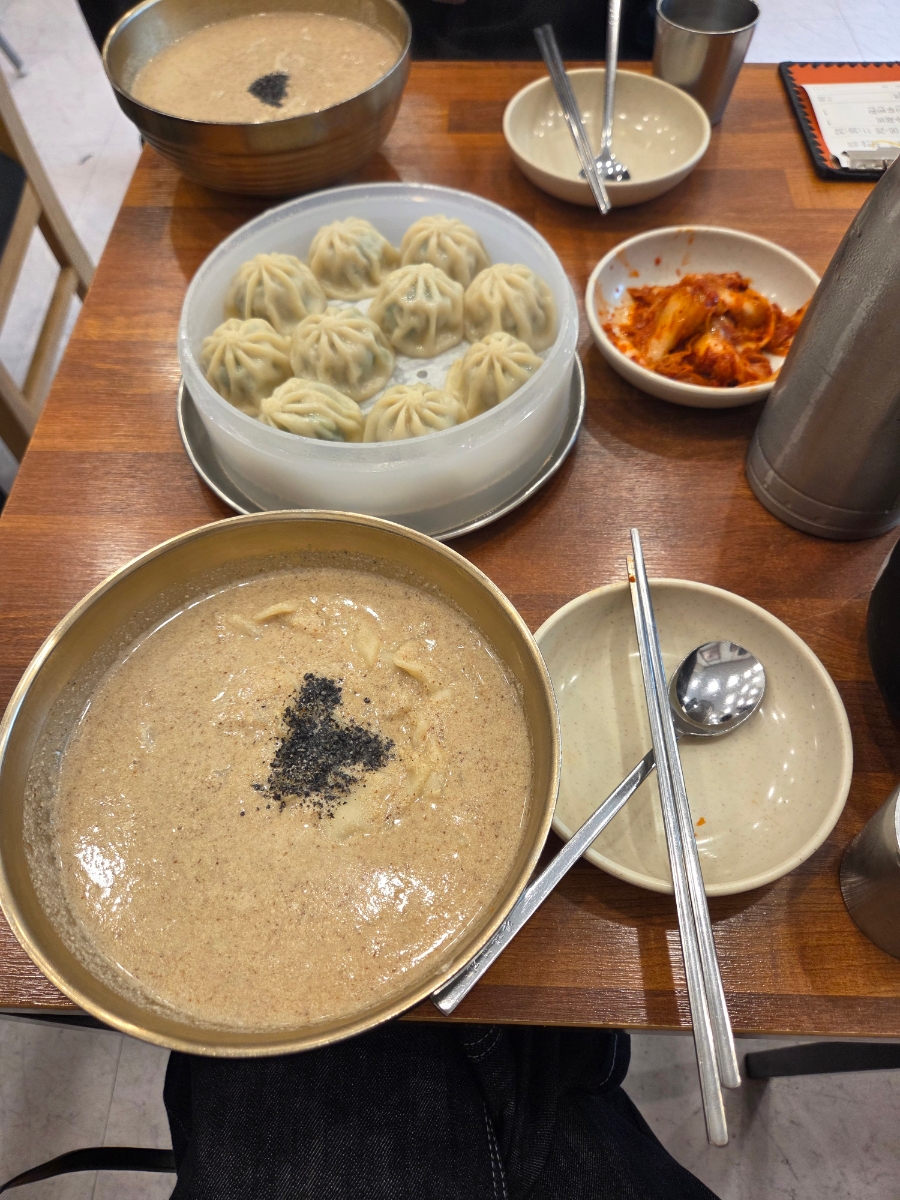 강남교자 타임빌라스 수원점 사진 6