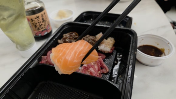 육회바른연어 연신내1호점 사진 6