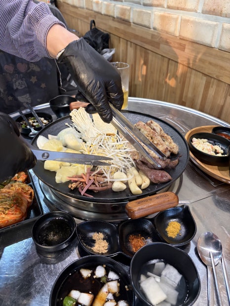 갑진이네한우곱창 서초현대점 사진 2