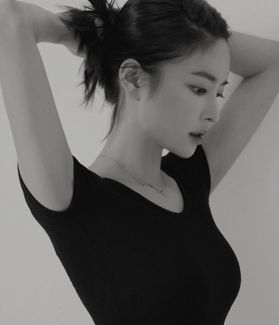못 뜨는 것으로 유명했던 가수인데 연기로 할리우드 진출 성공한 이 배우 왜 요즘 더 눈길이 가는 걸까 이미지 6