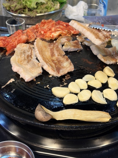 솥뚜껑삼겹살 사진 7