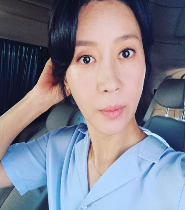 결혼 대신 아이들을 선택한 삶 56세 톱여배우의 놀라운 근황 관계가 다시 주목받는 이유는 이미지 1