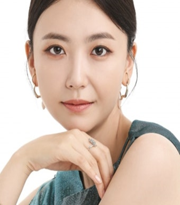 신혼 9일 만에 찾아온 시련 남편의 두 번 이혼 전과 3범 비밀 여배우 눈물 사연 관계 하나로 흐름이 이미지 5