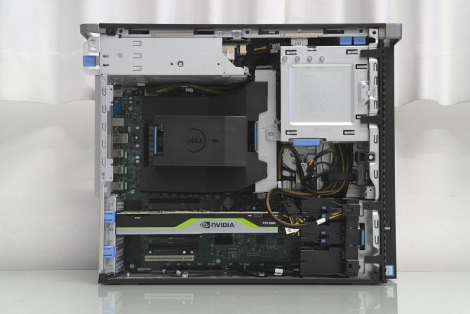 AI 작업용 PC, 조립PC보다 중고 워크스테이션을 먼저 봐야 하는 경우 이미지 8