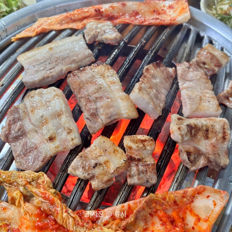 쏘스삼겹살전문점 사진 4