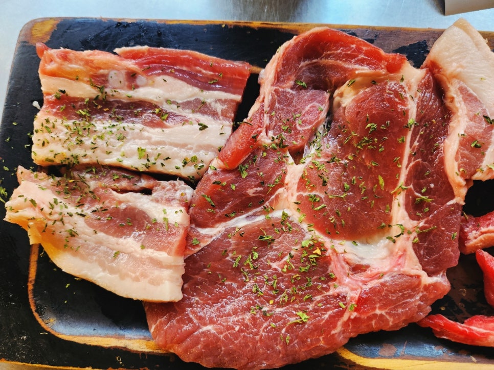 잠실고기 맛집 육병장 근황 하나로 분위기 바뀌었다 이미지 1
