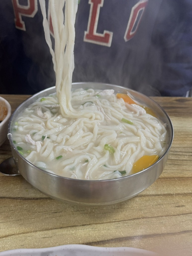 명품닭칼국수 사진 4