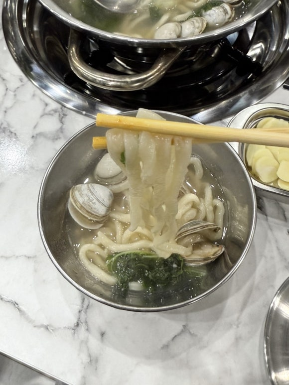 남철이네물총칼국수 사진 6