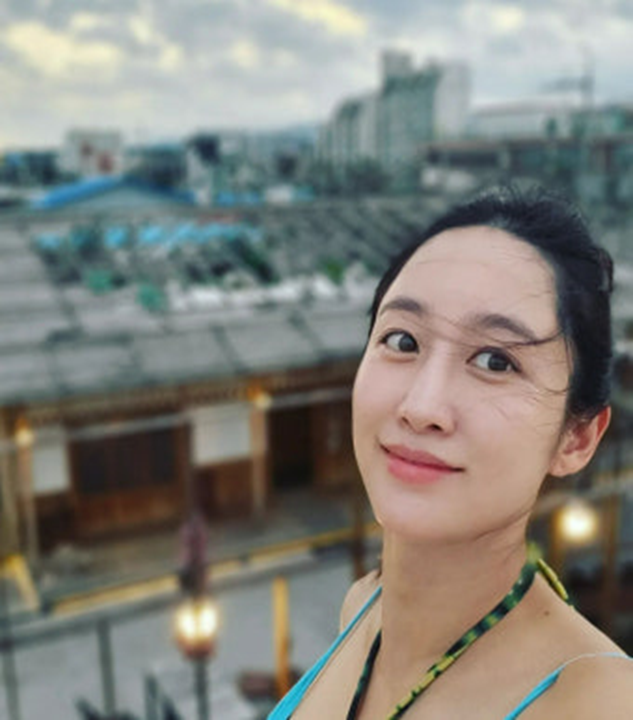 이준기의 마지막 공개 연인 이별 후 의사와 행복한 가정을 이룬 여배우 두 사람 연결되며 반응 커졌다 이미지 5