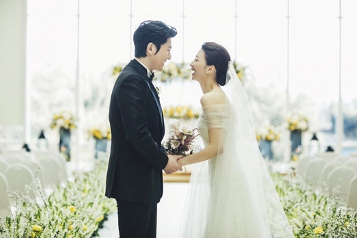 부모 이혼에 학창시절 왕따까지 불우한 시절을 보낸 박하선 과거 관계까지 다시 주목받는다 이미지 4