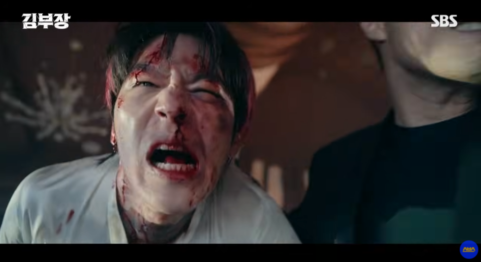 김부장3화 최대훈이 멋져보이는 건 처음인걸 최근 분위기가 확 바뀌었다 이미지 1