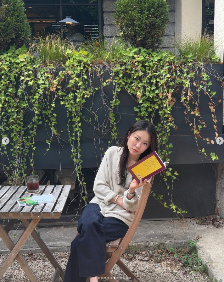 분위기 미쳤다는 나솔 31기 순자-경수 커플 독서 데이트 비보다 설렘이 내렸다 관계가 다시 주목받는 이 이미지 1