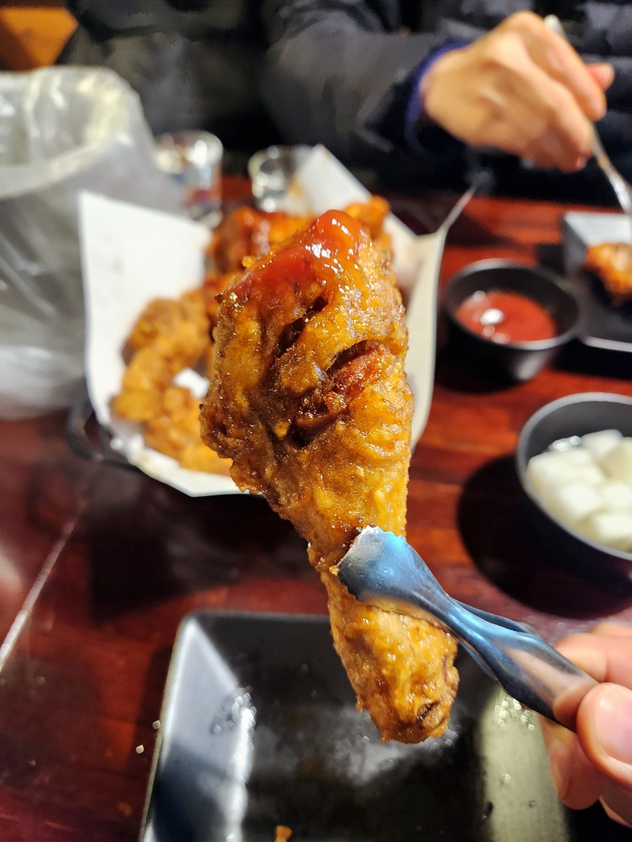 교촌치킨 범계점 사진 8