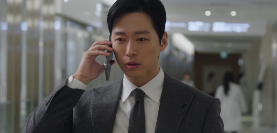 범인 대놓고 밝힌 남궁민 스릴러 드라마 결혼의 완성 리뷰 줄거리 OTT 인물관계도 둘 사이 분위기가 확 이미지 2