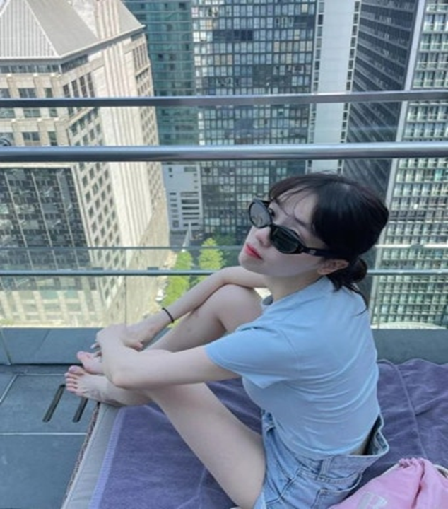 걸그룹 최초 굴삭기 자격증 반전 스펙으로 화제 된 아이돌 리즈 미모 갑자기 시선이 쏠린 이유 뭐지 이미지 6