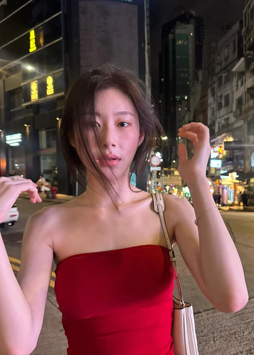 홍콩 가더니 난리났다 저장수 폭발한 있지 채령 여행룩 예전과 완전히 달라졌다 이미지 2