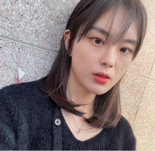 나는솔로 19기 옥순 근황 화제 상철과 함께한 사진이 사라진 이유는 왜 요즘 더 눈길이 가는 걸까 이미지 2