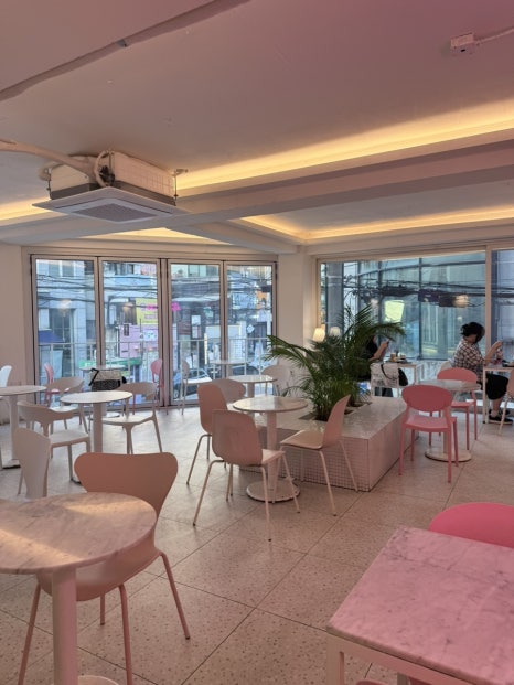 라헬의부엌 홍대점 사진 2