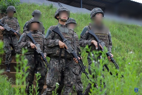 육군훈련소 연대별 명찰 색상 및 편지 발송용 사서함 주소 안내표