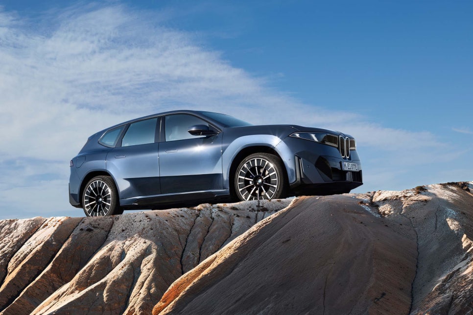 BMW iX3 노이어클라세, 전기 SUV 세대교체와 실내 변화까지 정리 이미지 8