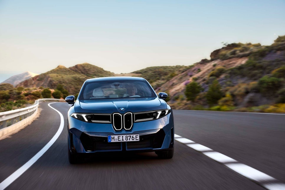 BMW iX3 노이어클라세, 전기 SUV 세대교체와 실내 변화까지 정리 이미지 6