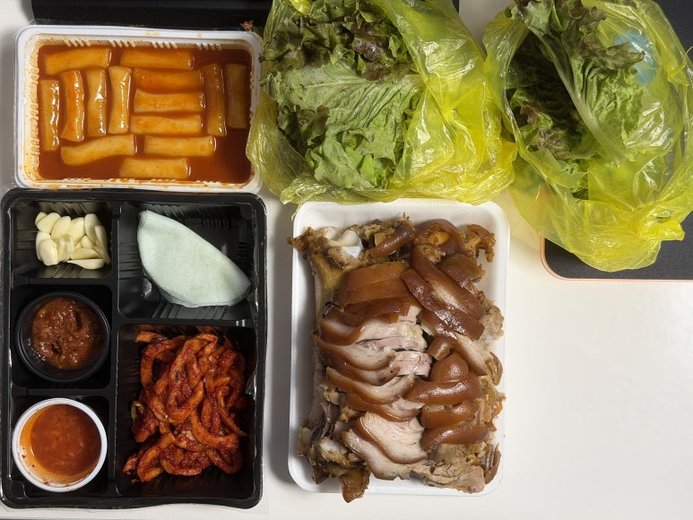 형제왕족발보쌈 사진 2