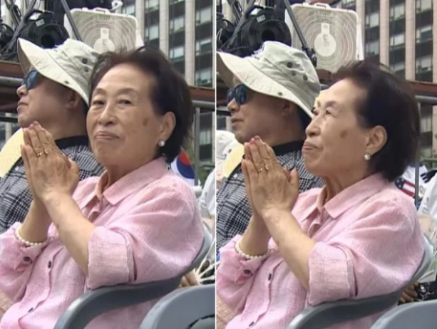 전원주가 왜 이럴까요. 정청래와 전한길과의 만남 지금 보니 느낌이 완전히 다르다~! 이미지 2