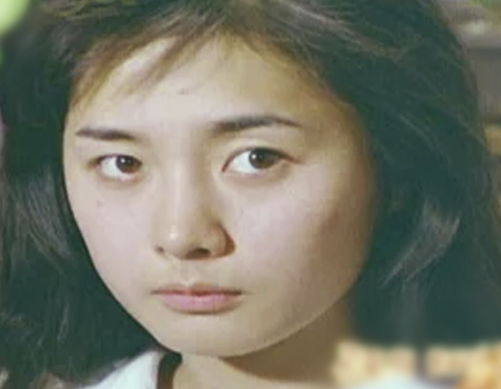 18살에 운명처럼 만난 남편 결국 빚을 갚으려 연예계에 데뷔한 여배우 예상과 전혀 다른 반응이 나온 이 이미지 1