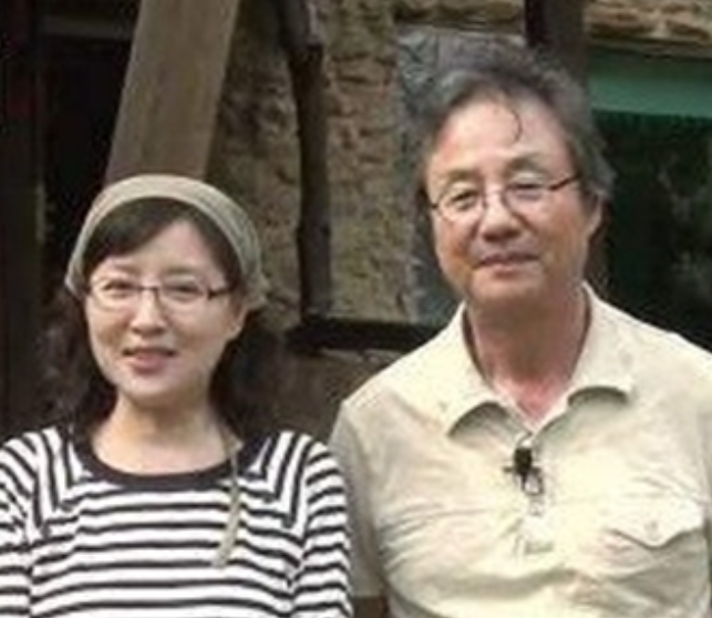 유부남 시절 논란의 중심에 섰던 남배우 무기한 출연 정지까지 이어진 사건 왜 또다시 말이 나오는 걸까 이미지 3