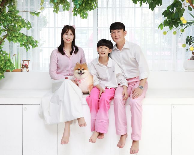 반려견과 함께하는 광진구 가족사진, 리더스사진관 후기 — 사진 3