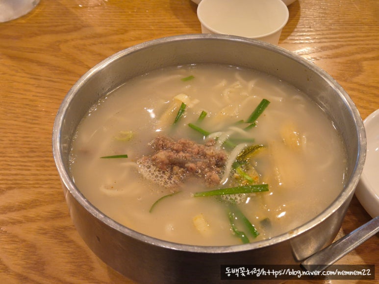 명동칼국수샤브샤브 판교테크노벨리점 사진 2